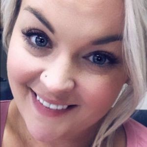 Meet your Posher, Heather sunday